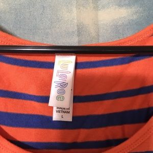 LuLaRoe Tops - 💥Price Firm💥Lularoe Striped Classic T LuLaRoe Tops - 💥Price Firm💥Lularoe Striped Classic T